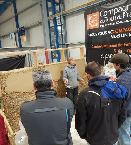 20260219_JMALP87_Enduit terre sur botte de paille (25)